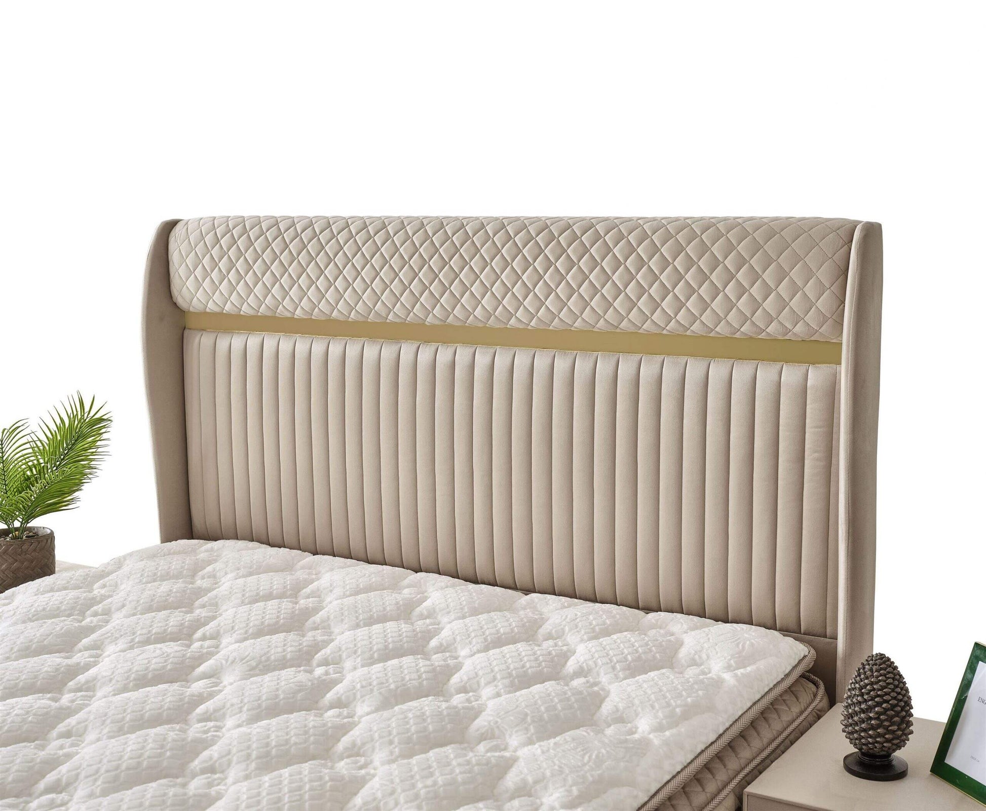 Wunderschönes Boxspringbett Platinum Beige mit Matratze